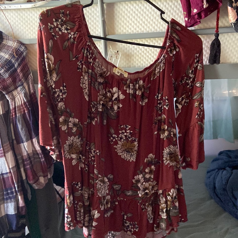 Andreè brand medium shirt